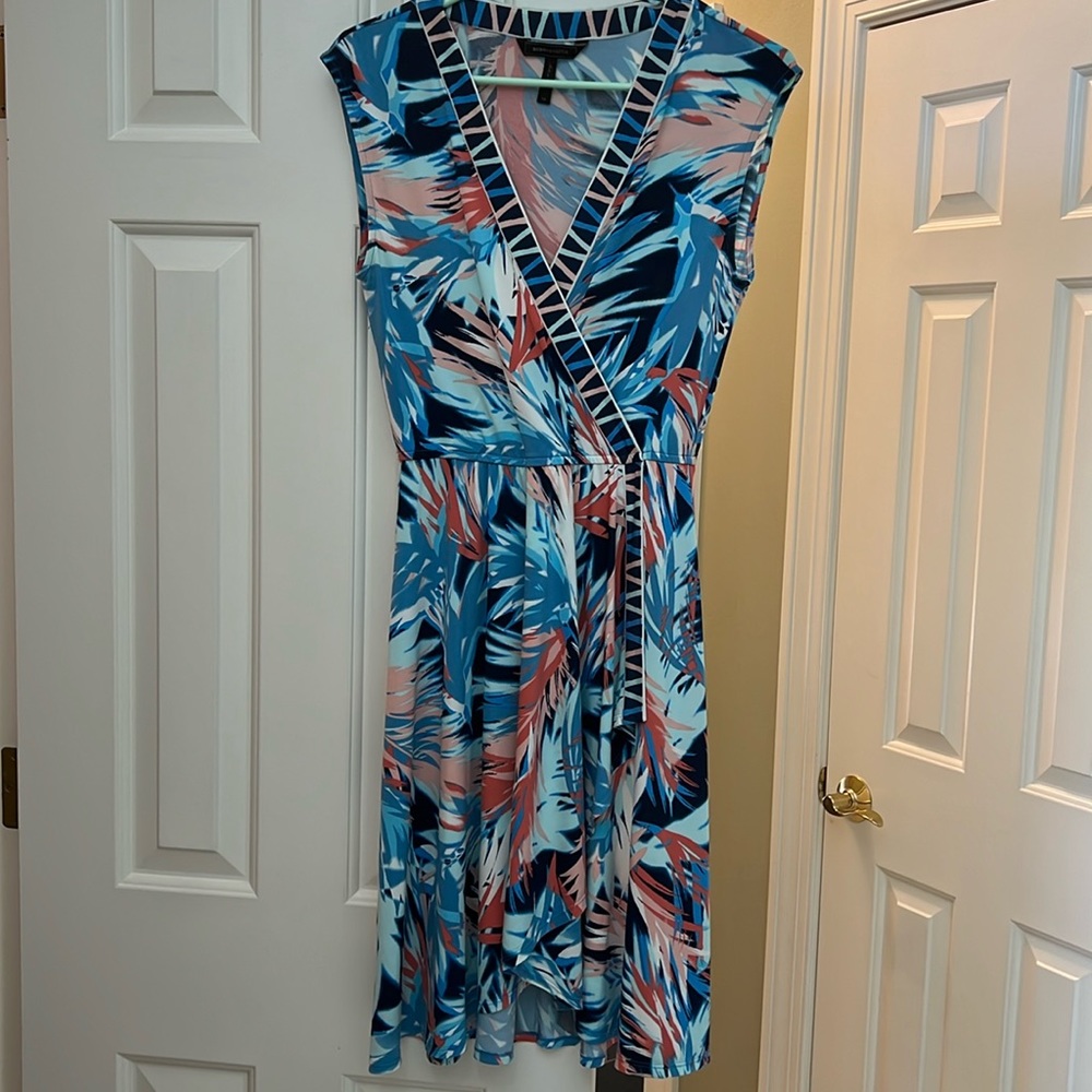 BCBG maxazria Hawaiian summer dress